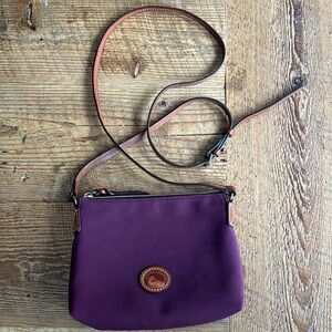 EUC Dooney & Bourke Nylon Crossbody Pouchette